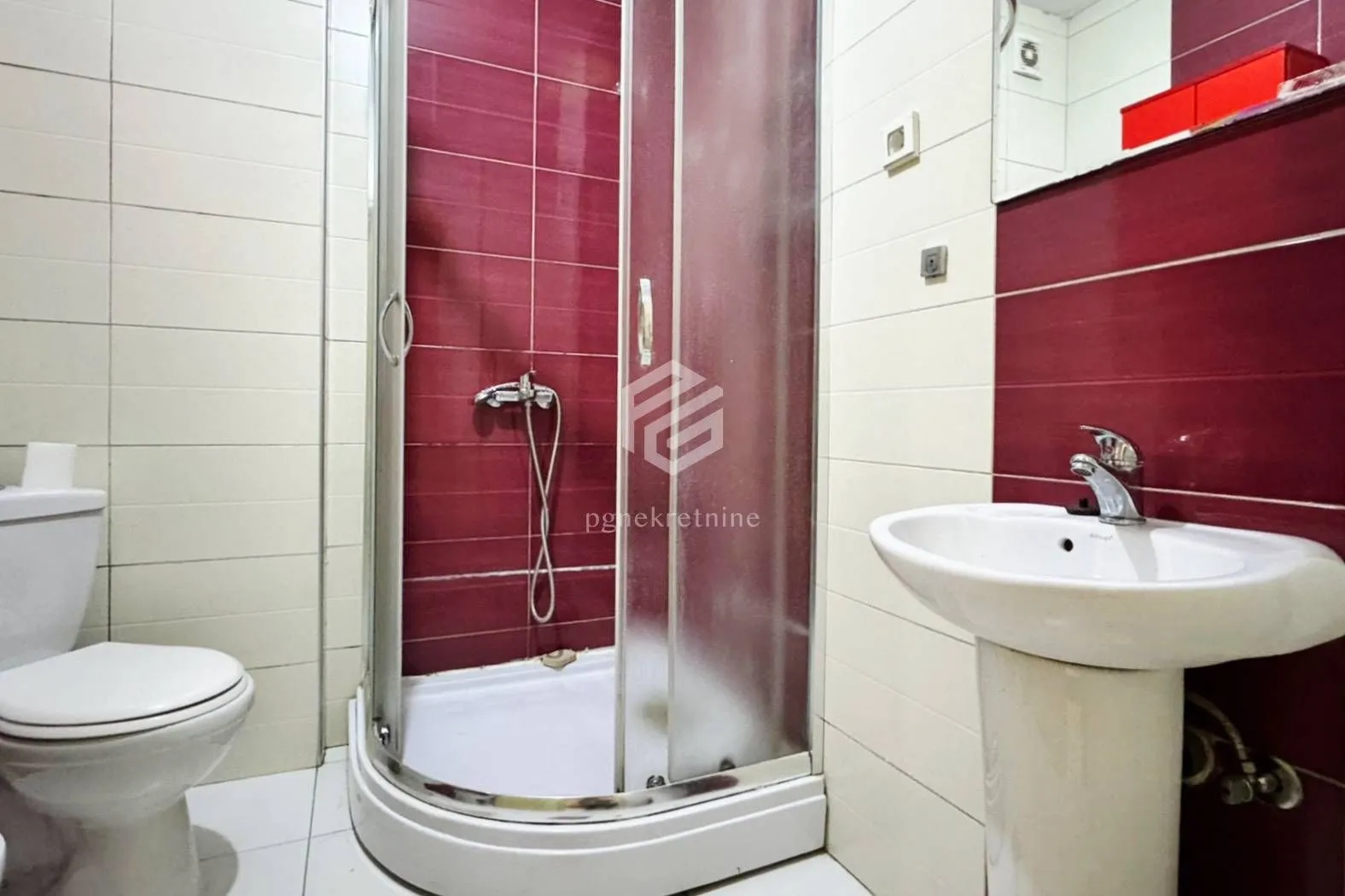 Rent, two bedroom apartment, 69m², Pobrežje, Podgorica