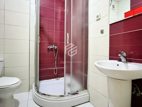 Rent, two bedroom apartment, 69m², Pobrežje, Podgorica - image 10