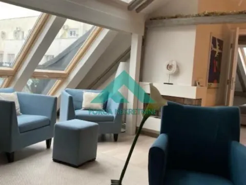 Izdavanje, trosoban stan, 107m², Stari Grad, Beograd - image 4