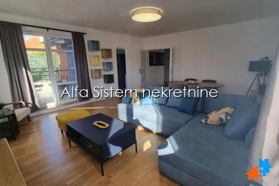 Rent, four bedroom apartment, 130m², Savski Venac, Beograd