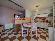 Prodaja, trosoban stan, 115m², Petlovo Brdo, Beograd - image 5