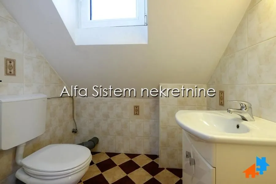 Rent, house, 300m², Zvezdarska Šuma, Zvezdara Sve Podlokacije