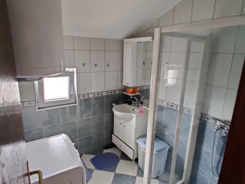 Izdavanje, jednosoban stan, 55m², Pod Kuk, Tivat - image 6