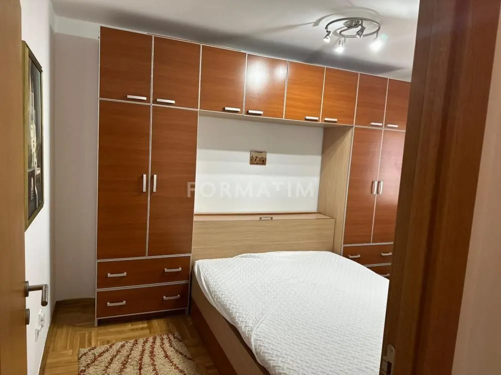 Izdavanje, trosoban stan, 80m², Trošarina, Voždovac Sve Podlokacije