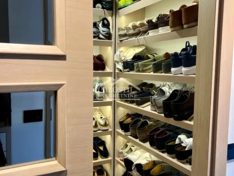 Sale, two bedroom apartment, 83m², Vračar Centar, Vračar Sve Podlokacije - image 8