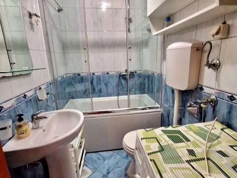 Rent, one bedroom apartment, 37m², Pobrežje, Podgorica - image 4