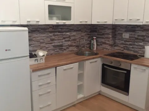 Izdavanje, stan, 43m², Bečići, Budva - image 9