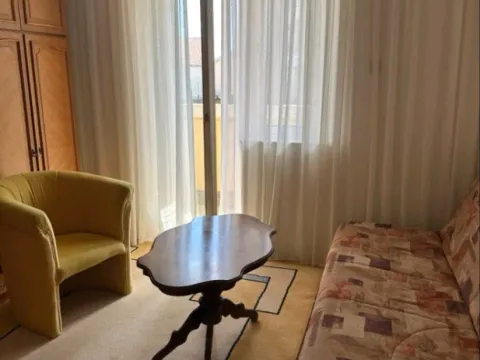 Sale, one bedroom apartment, 47m², Petrovac, Budva - image 4