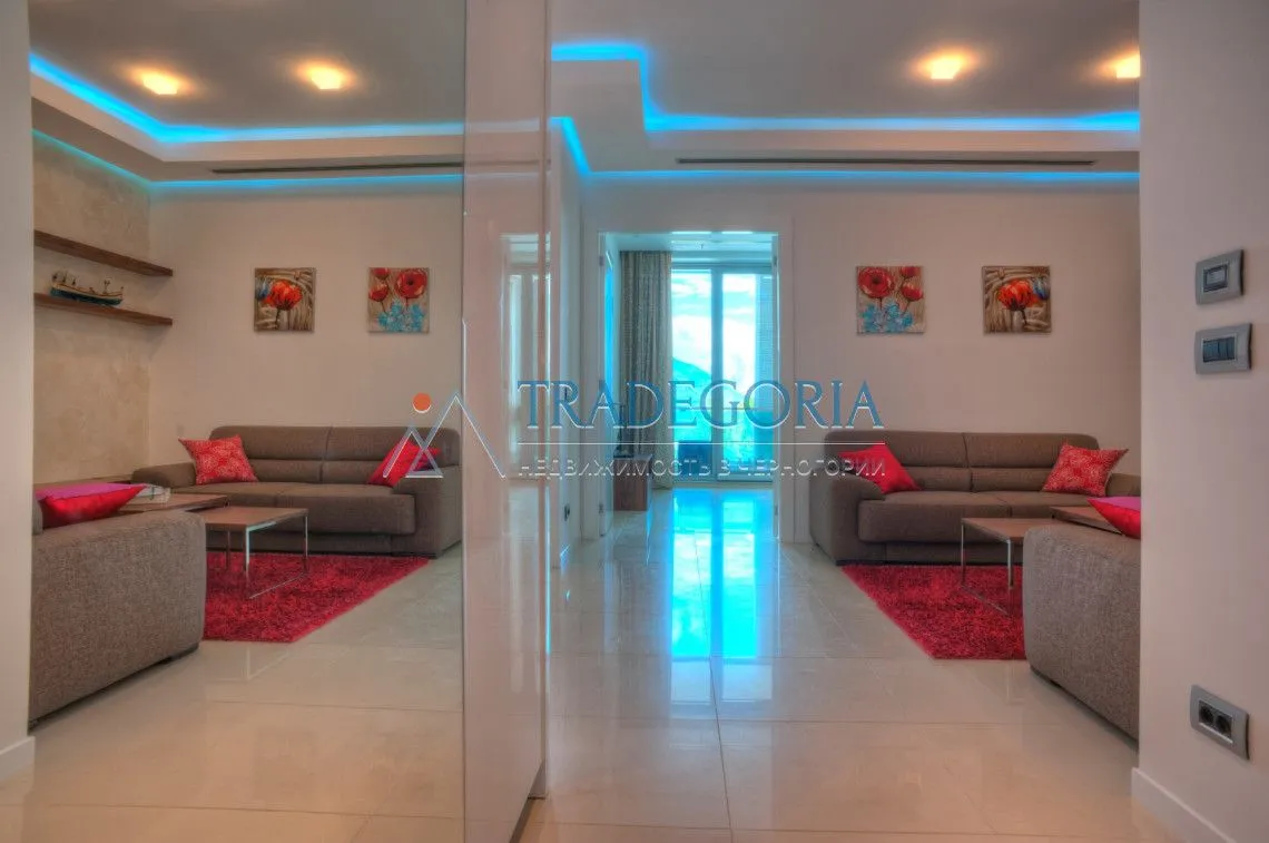 Prodaja, dvosoban stan, 112m², Budva, Crna Gora