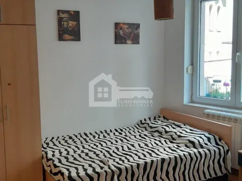 Rent, one bedroom apartment, 32m², Neimar, Vračar Sve Podlokacije - image 5