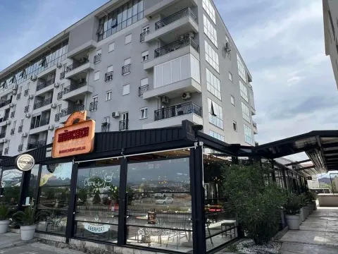 Rent, two bedroom apartment, 74m², Stari Aerodrom, Podgorica - image 9