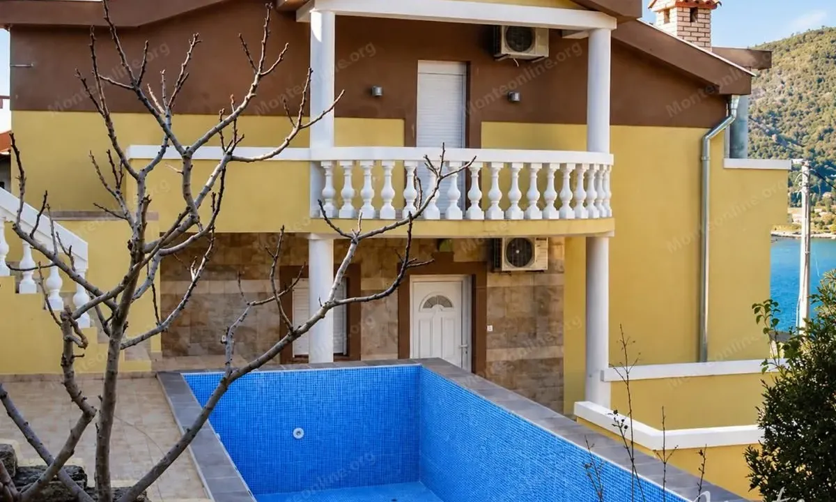 Sale, house, 226m², Lepetani, Tivat