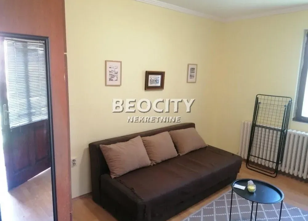 Sale, apartment, 17m², Centar, Novi Sad