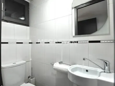 Rent, office space, 48m², Južni Bulevar, Vračar Sve Podlokacije - image 5