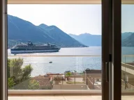 Prodaja, dvosoban stan, 168m², Dobrota, Kotor - image 11