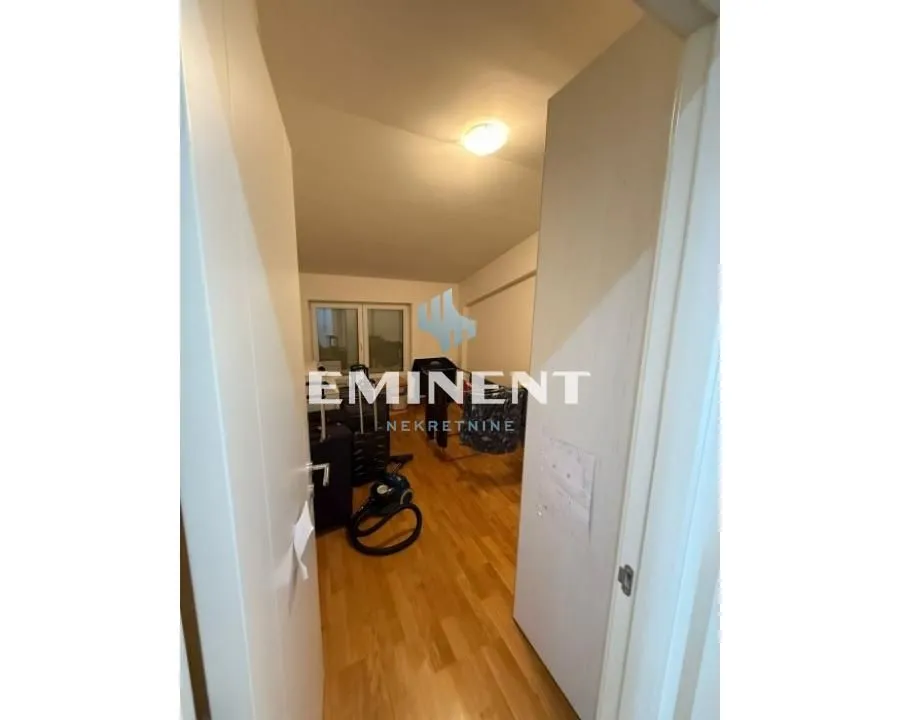 Rent, four bedroom apartment, 157m², Savski Venac, Beograd