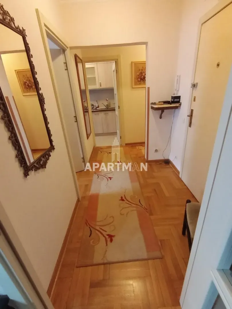 Prodaja, jednosoban stan, 50m², Novi Beograd Sve Podlokacije, Beograd