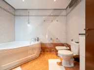 Rent, four bedroom apartment, 170m², Gorica C, Podgorica - image 20