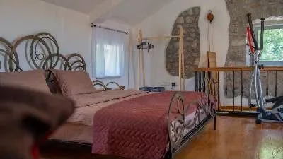 Rent, house, 200m², Đuraševići, Tivat - image 3