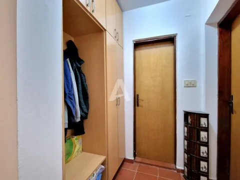 Sale, house, 165m², Bečići, Budva - image 13