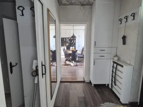 Izdavanje, četvorosoban stan, 100m², Autokomanda, Voždovac Sve Podlokacije - image 18