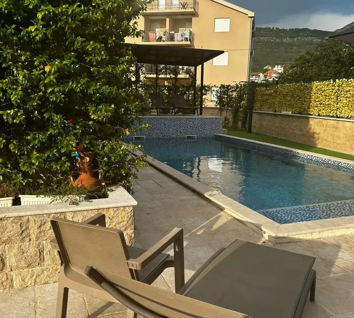 Rent, house, 220m², Tivat, Crna Gora