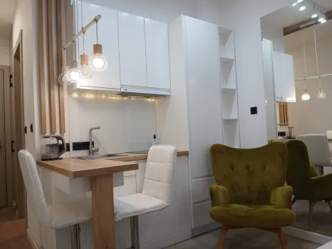 Prodaja, garsonjera, 27m², Bečići, Budva - image 4