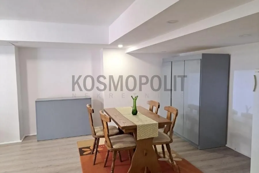 Prodaja, dvosoban stan, 64m², Voždovac Sve Podlokacije, Beograd