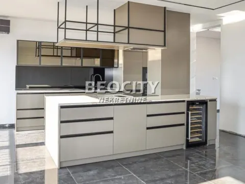 Izdavanje, četvorosoban stan, 200m², Neimar, Vračar Sve Podlokacije - image 17