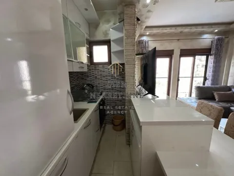 Izdavanje, dvosoban stan, 60m², Blok 9, Podgorica - image 7