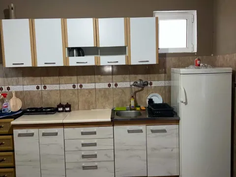 Rent, one bedroom apartment, 40m², Šušanj, Bar - image 3