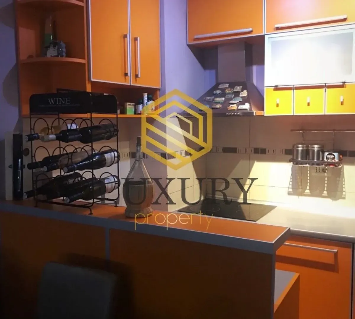Prodaja, jednosoban stan, 70m², Stari Aerodrom, Podgorica