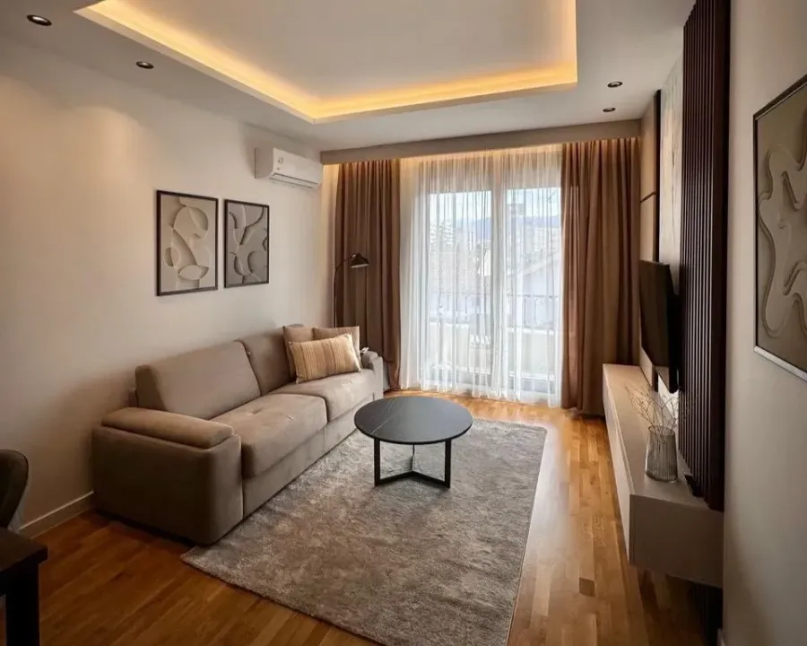 Izdavanje, jednosoban stan, 43m², City Kvart, Podgorica