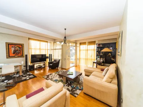 Prodaja, dvosoban stan, 82m², Preko Morače, Podgorica - image 1