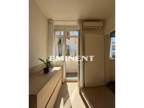 Izdavanje, dvosoban stan, 41m², Palilula Sve Podlokacije, Beograd - image 11
