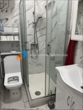 Rent, one bedroom apartment, 45m², Savski Venac, Beograd - image 12