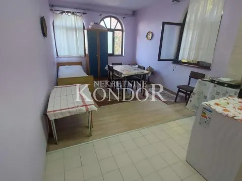 Prodaja, kuća, 250m², Stari Banovci, Stara Pazova - image 12