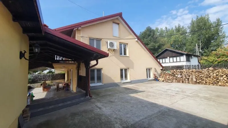 Sale, house, 168m², Kamenjar, Novi Sad Sve Podlokacije