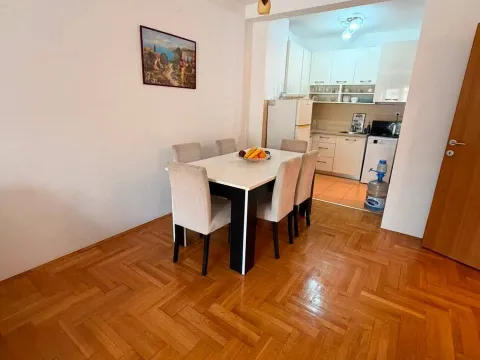 Rent, two bedroom apartment, 70m², Babilonija, Budva - image 8
