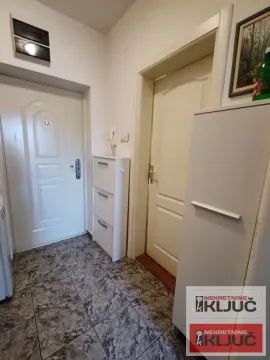 Izdavanje, garsonjera, 23m², Podbara, Novi Sad Sve Podlokacije - image 8