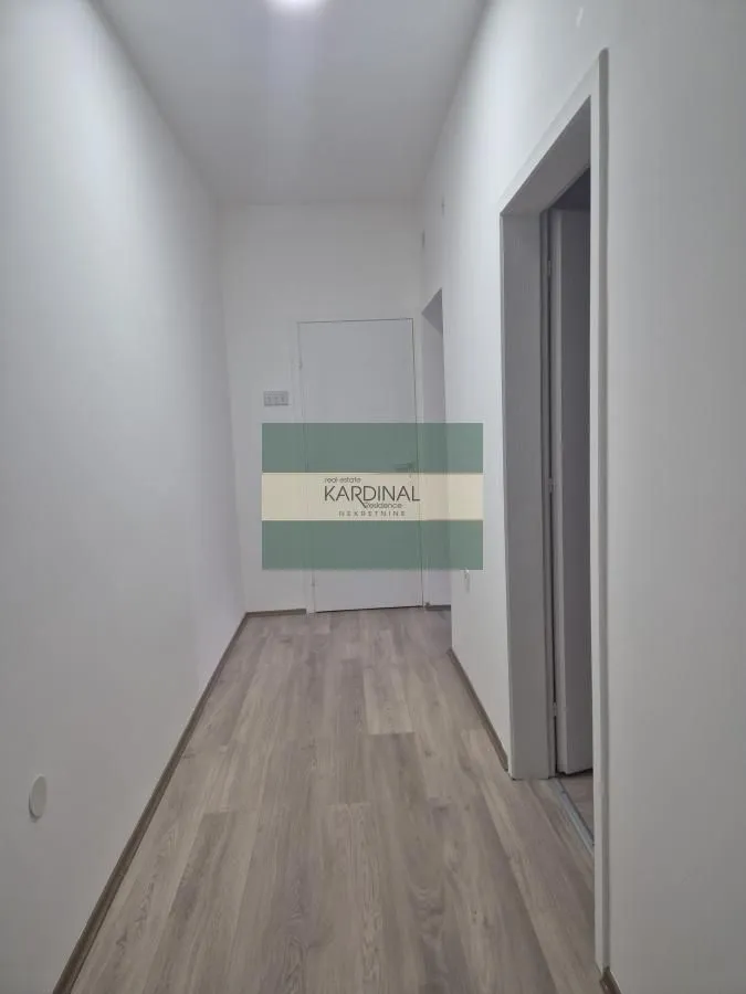 Prodaja, jednosoban stan, 39m², Centar, Jagodina