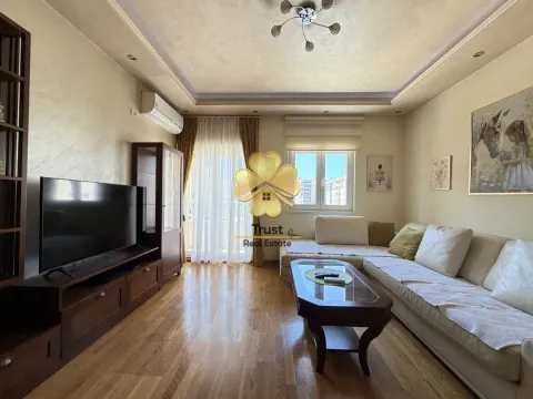 Rent, one bedroom apartment, 55m², City Kvart, Podgorica - image 1