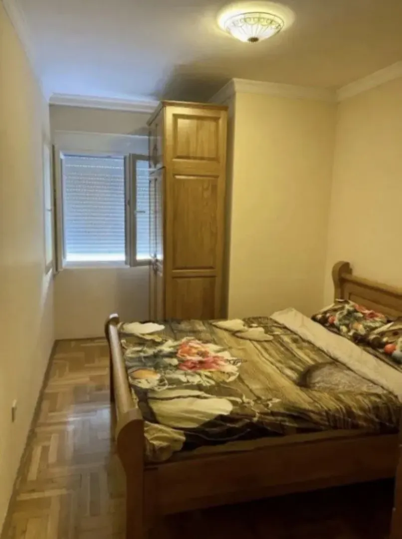 Izdavanje, dvosoban stan, 63m², Krivi Most, Podgorica