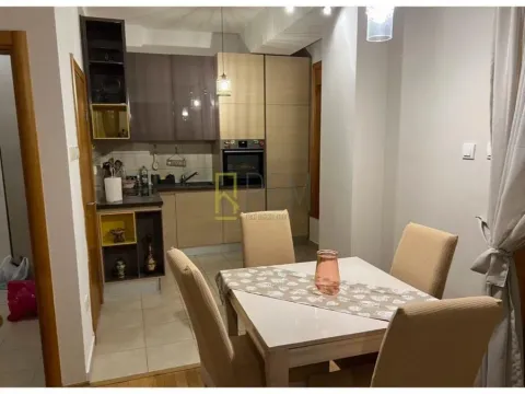 Izdavanje, jednosoban stan, 50m², Centar, Podgorica - image 11