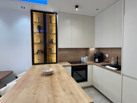 Sale, one bedroom apartment, 68m², Centar, Bar - image 11