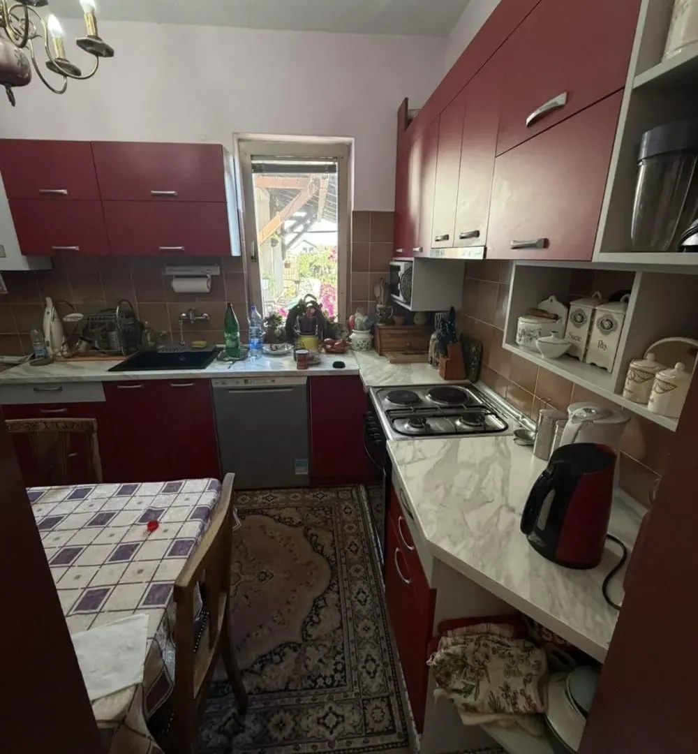 Prodaja, kuća, 364m², Nova Pazova, Stara Pazova