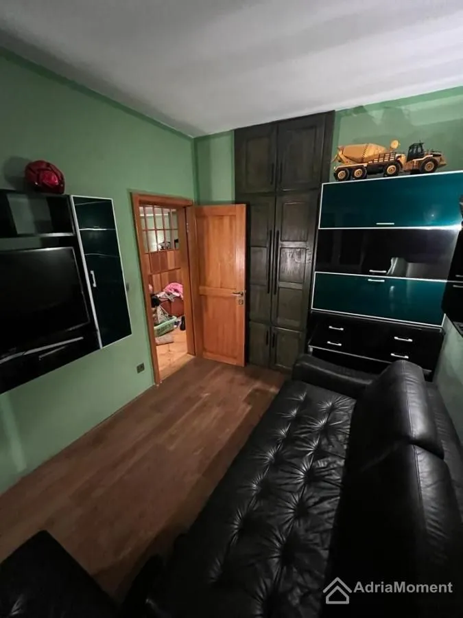 Prodaja, kuća, 194m², Tivat, Crna Gora