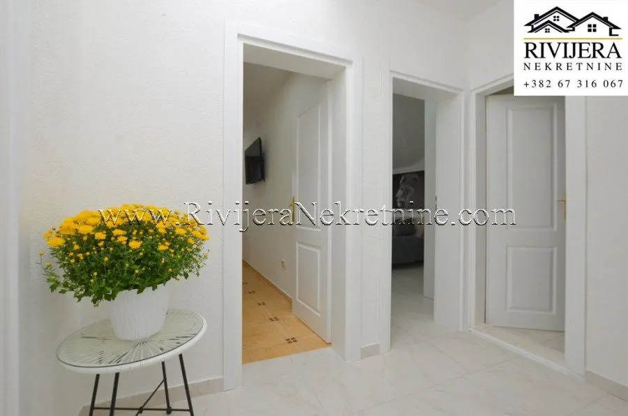 Prodaja, dvosoban stan, 98m², Igalo, Herceg Novi