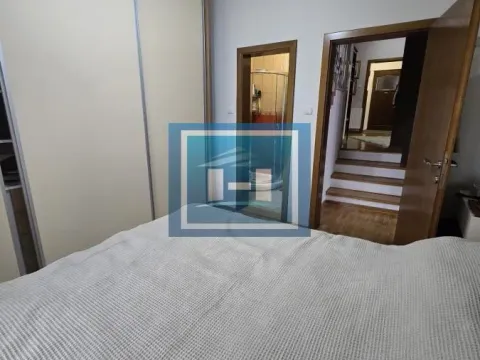 Sale, house, 370m², Vranje, Srbija - image 17