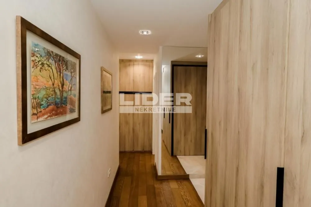Sale, four bedroom apartment, 115m², Južni Bulevar, Vračar Sve Podlokacije